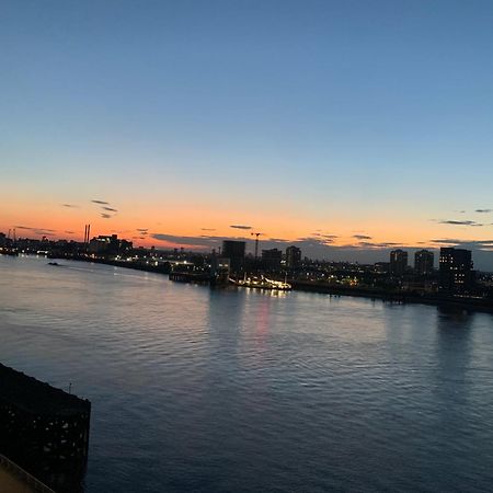 Luxury Riverside Apt With Easy Access To Central London, O2, Excel Centre And Parking Εξωτερικό φωτογραφία
